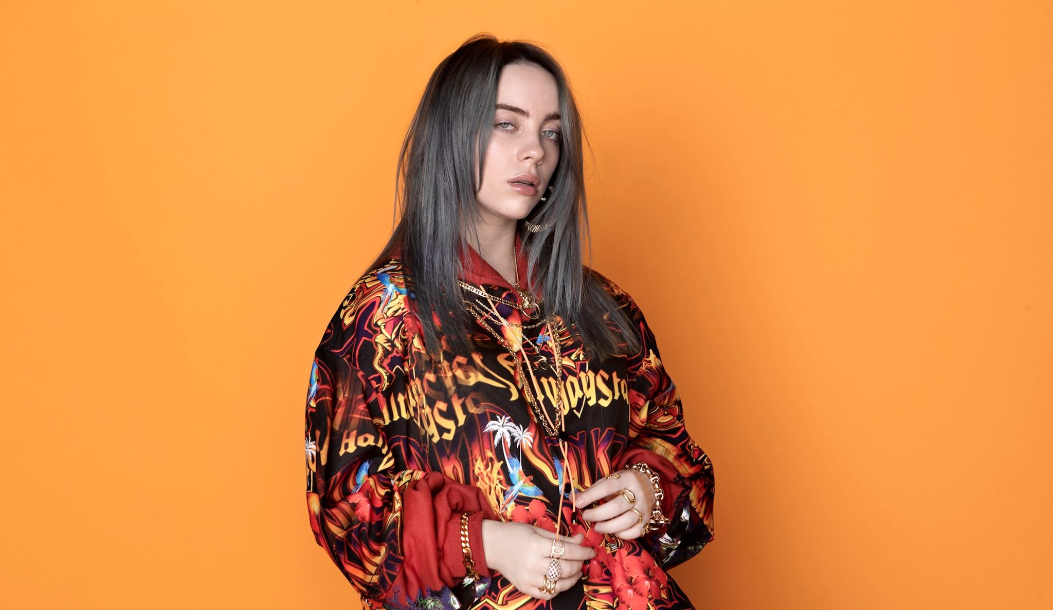 H Billie Eilish λεέι ότι θα έπρεπε να έχει διδακτορικό στον αυνανισμό