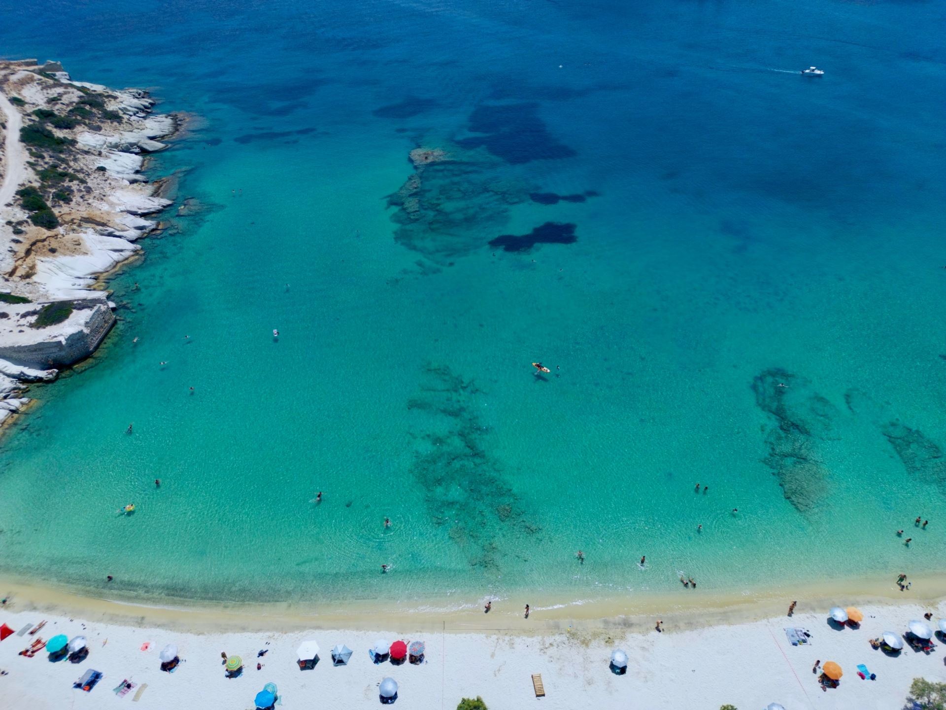 Ρωτήσαμε το ChatGPT πού να πάμε διακοπές το καλοκαίρι χωρίς να δώσουμε ένα νεφρό