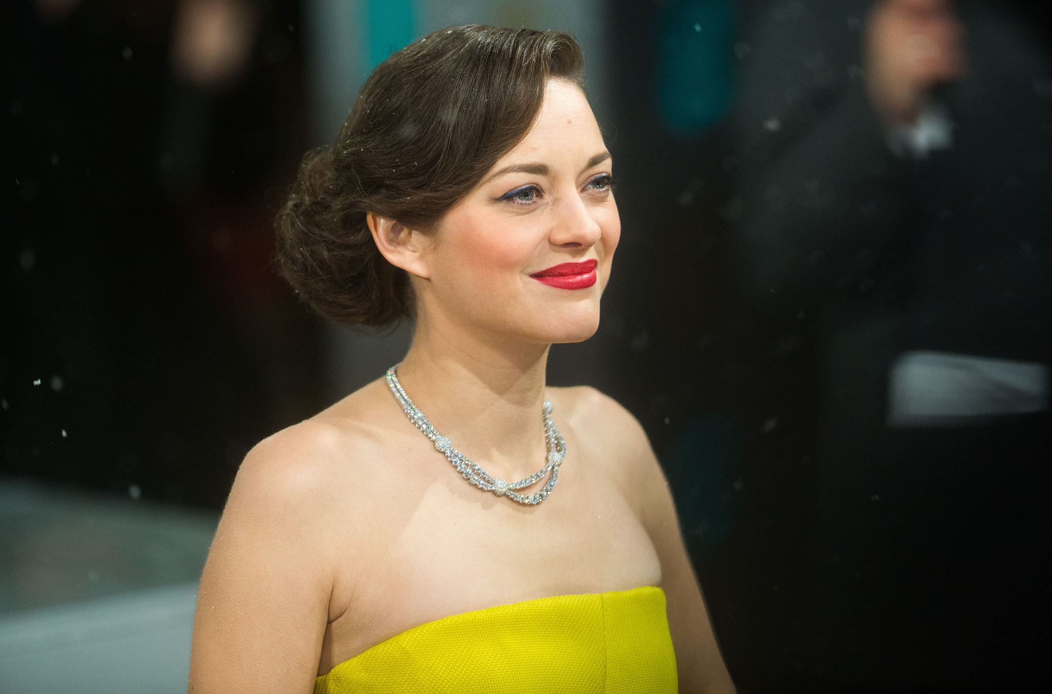 Η Marion Cotillard ‘εισβάλλει’ στην 4η σεζόν του The Morning Show