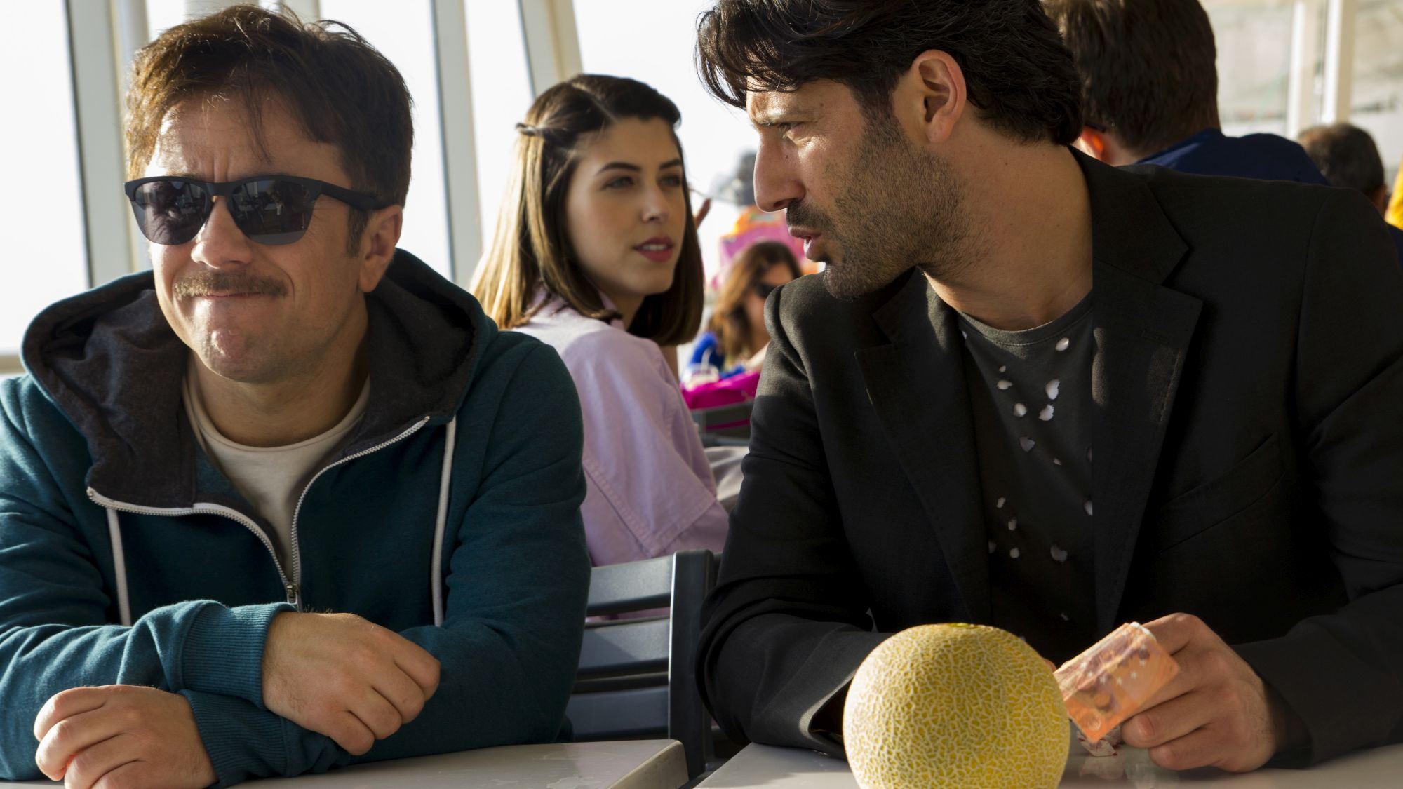 Στο "Περιμένοντας τη Νονά" ο Θανάσης Τσαλταμπάσης και ο Λευτέρης Ελευθερίου είναι "εσύ και ο κολλητός σου"