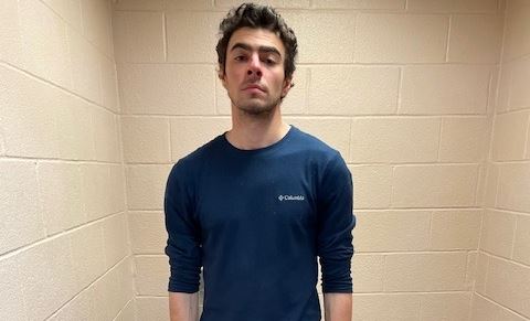 Ποιος είναι ο Luigi Mangione που κατηγορείται για τη δολοφονία του CEO Brian Thompson