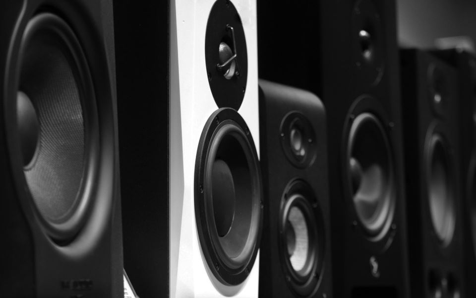 Ο ήχος που… ψάχνεις για το σπίτι και θα σε βγάλει ασπροπρόσωπο το Πάσχα