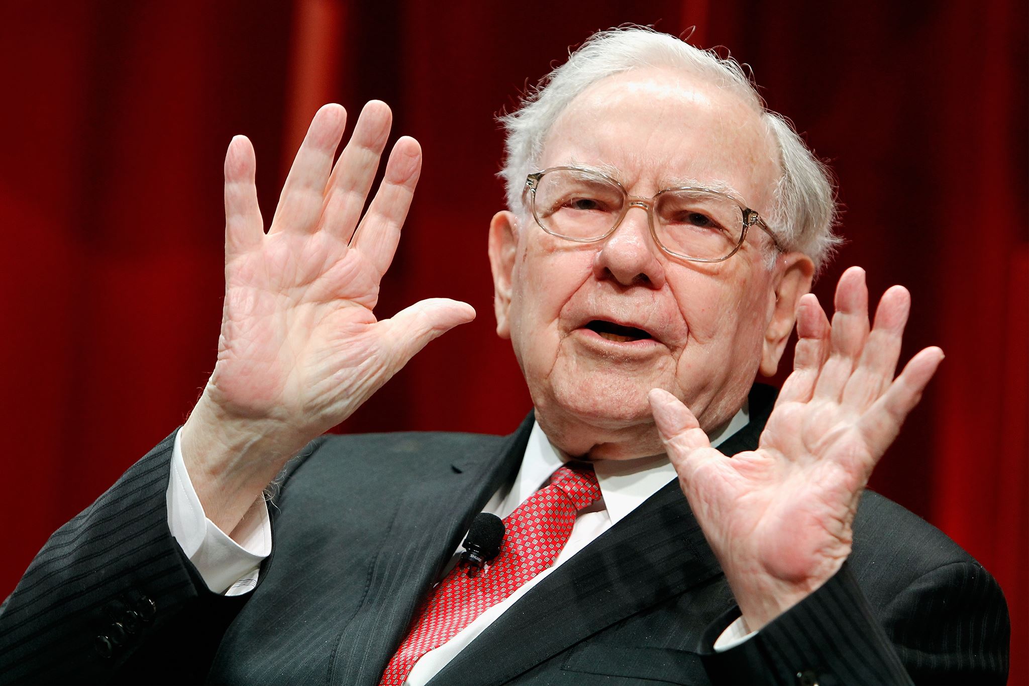 O Warren Buffett μόλις έκανε το μεγαλύτερο deal του για την 5ετία