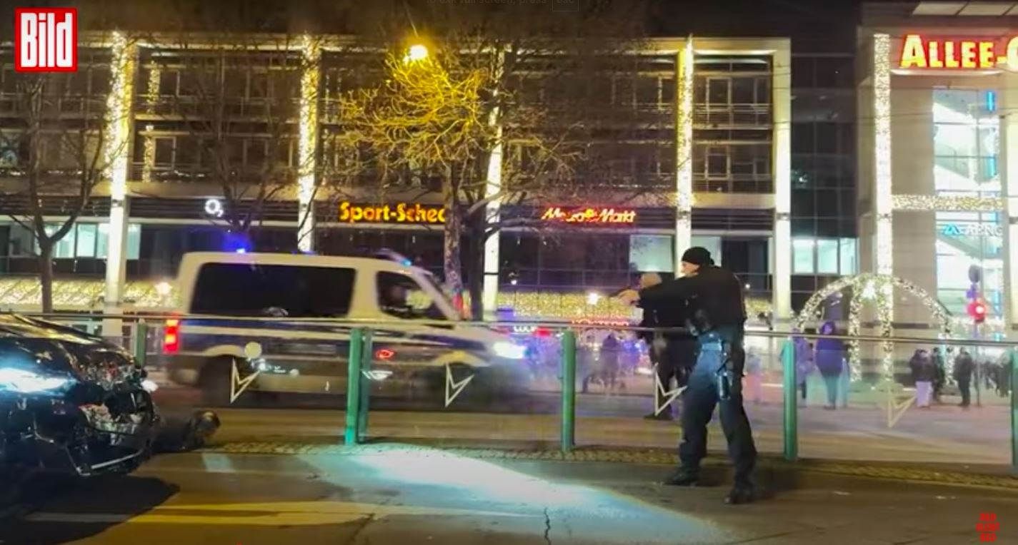 Η στιγμή της σύλληψης του δράστη της επίθεσης στο Μαγδεμβούργο (video)