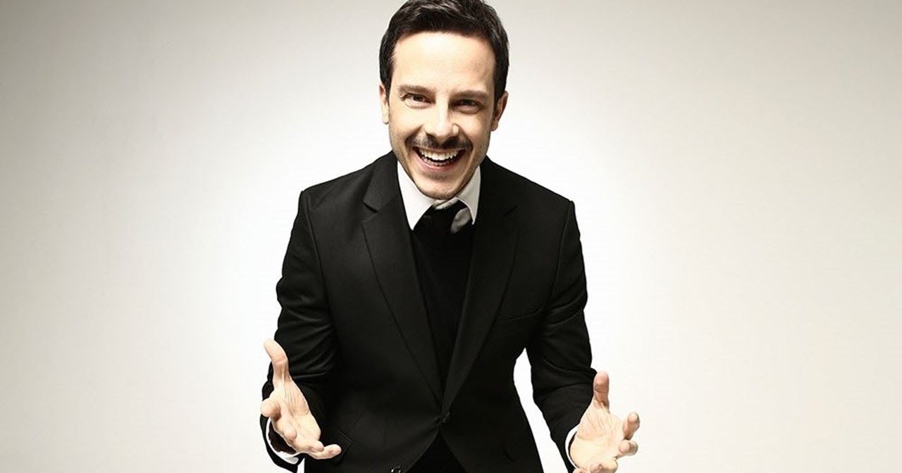 Ο Δημήτρης Μακαλιάς και η αναγέννηση του stand up comedy