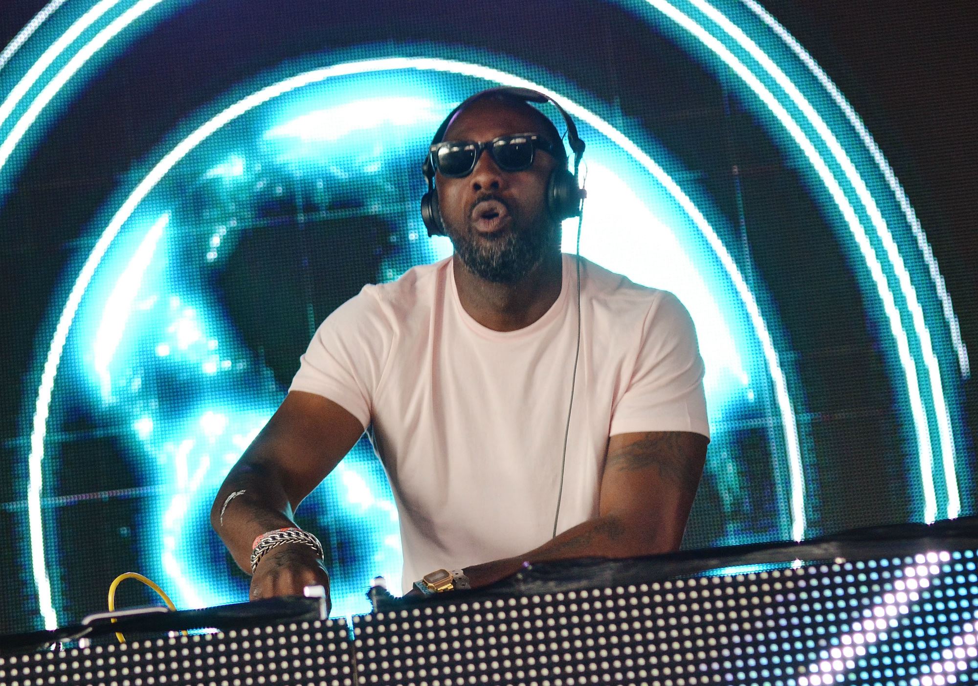 Η πιο σέξι playlist του πλανήτη, από τον Idris Elba τον πιο σέξι άντρα της γης