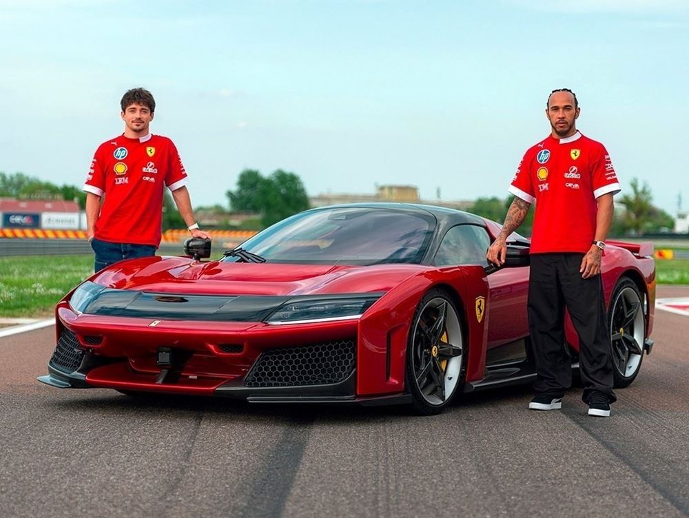 Αυτό είναι το πιο γρήγορο αυτοκίνητο που έχει οδηγήσει ο Lewis Hamilton