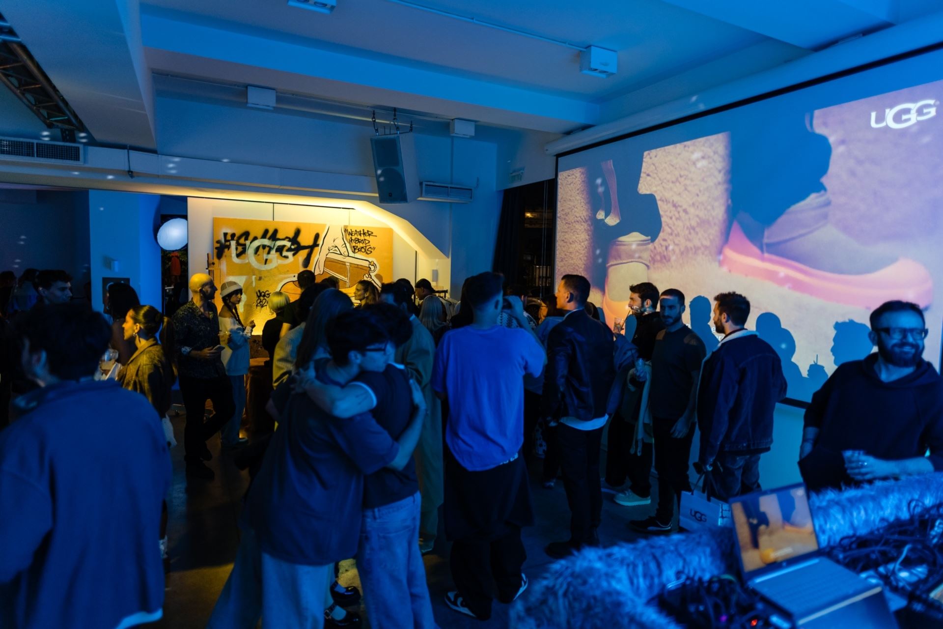 Η UGG παρουσίασε τη νέα ανδρική συλλογή  "ICONIC FEELING", με ένα ξεχωριστό party