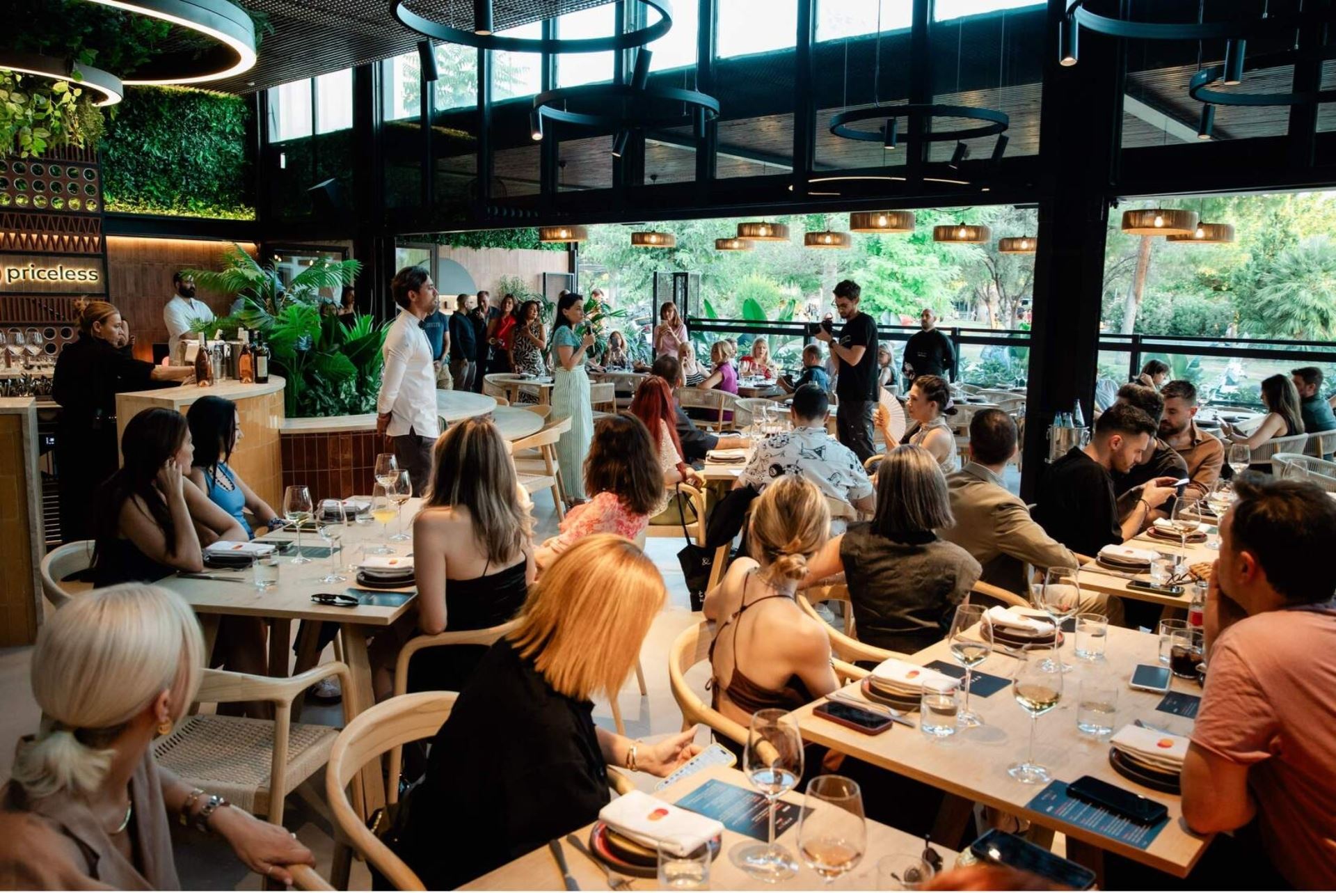 Η Mastercard παρουσιάζει το εστιατόριο Kykloi by Priceless