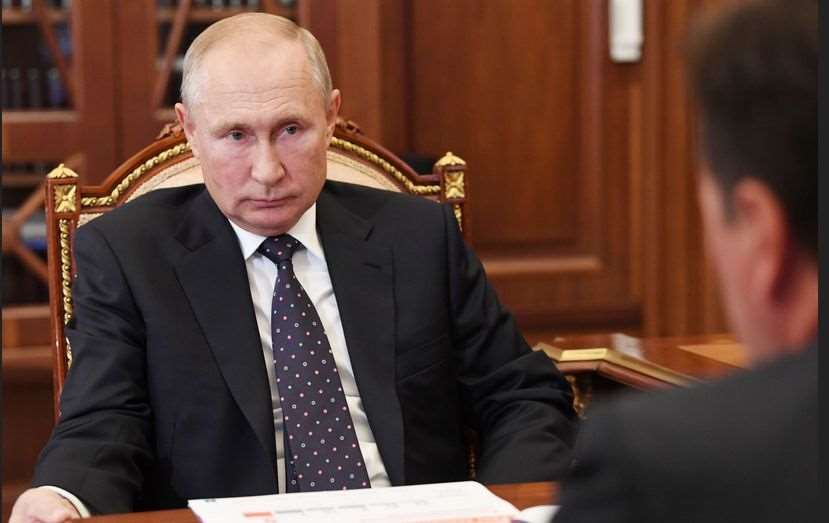 3 θεωρίες για τα δισεκατομμύρια του Vladimir Putin