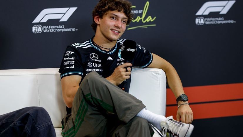 Ο Kimi Antonelli οργάνωσε εκδρομή στην Ίμολα της Formula 1 για όλη την τάξη του στο σχολείο