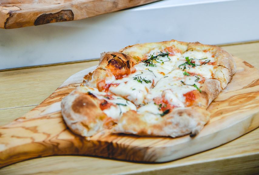 Mία υπέροχη "Pizza non Pizza" στο κέντρο της Αθήνας