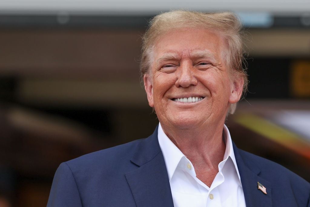 Πόσο απειλεί τον Donald Τrump η αλλαγή αντιπάλου