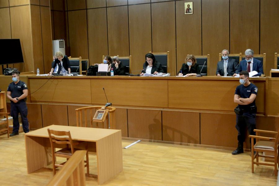 Δίκη Χρυσής Αυγής: Ισόβια για τον Γιώργο Ρουπακιά και 13 χρόνια για τη διευθυντική ομάδα