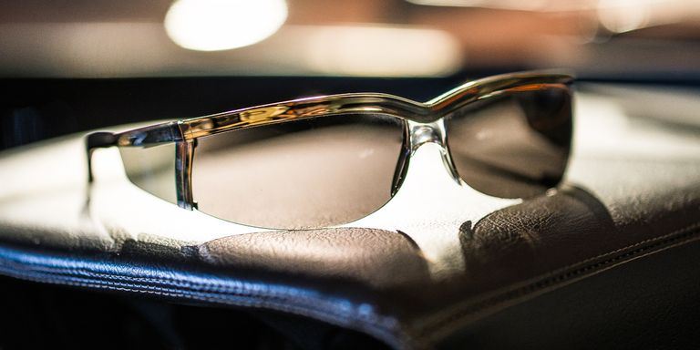 Τα γυαλιά ηλίου-μύθος των 60s επιστρέφουν στη μόδα