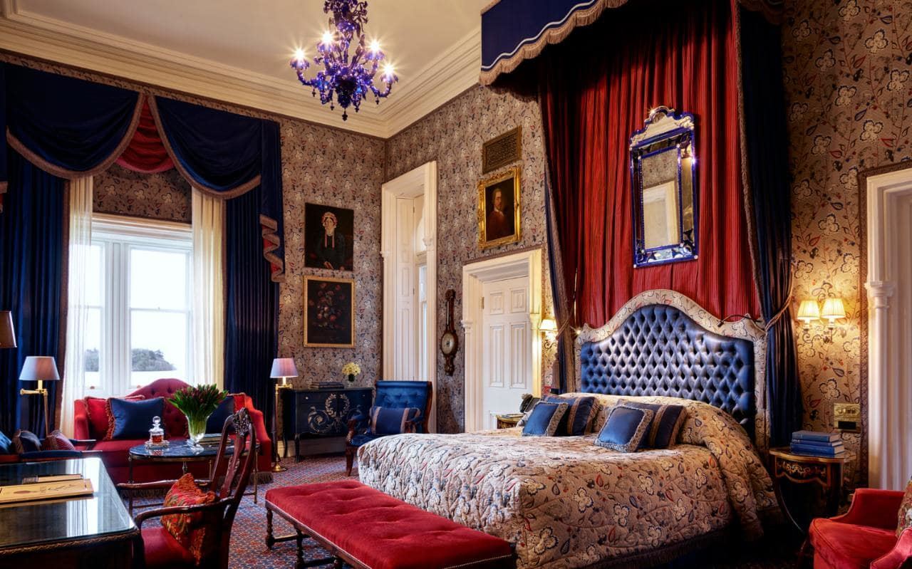 10 ξενοδοχεία όπου θα νιώσεις σαν πραγματικός βασιλιάς