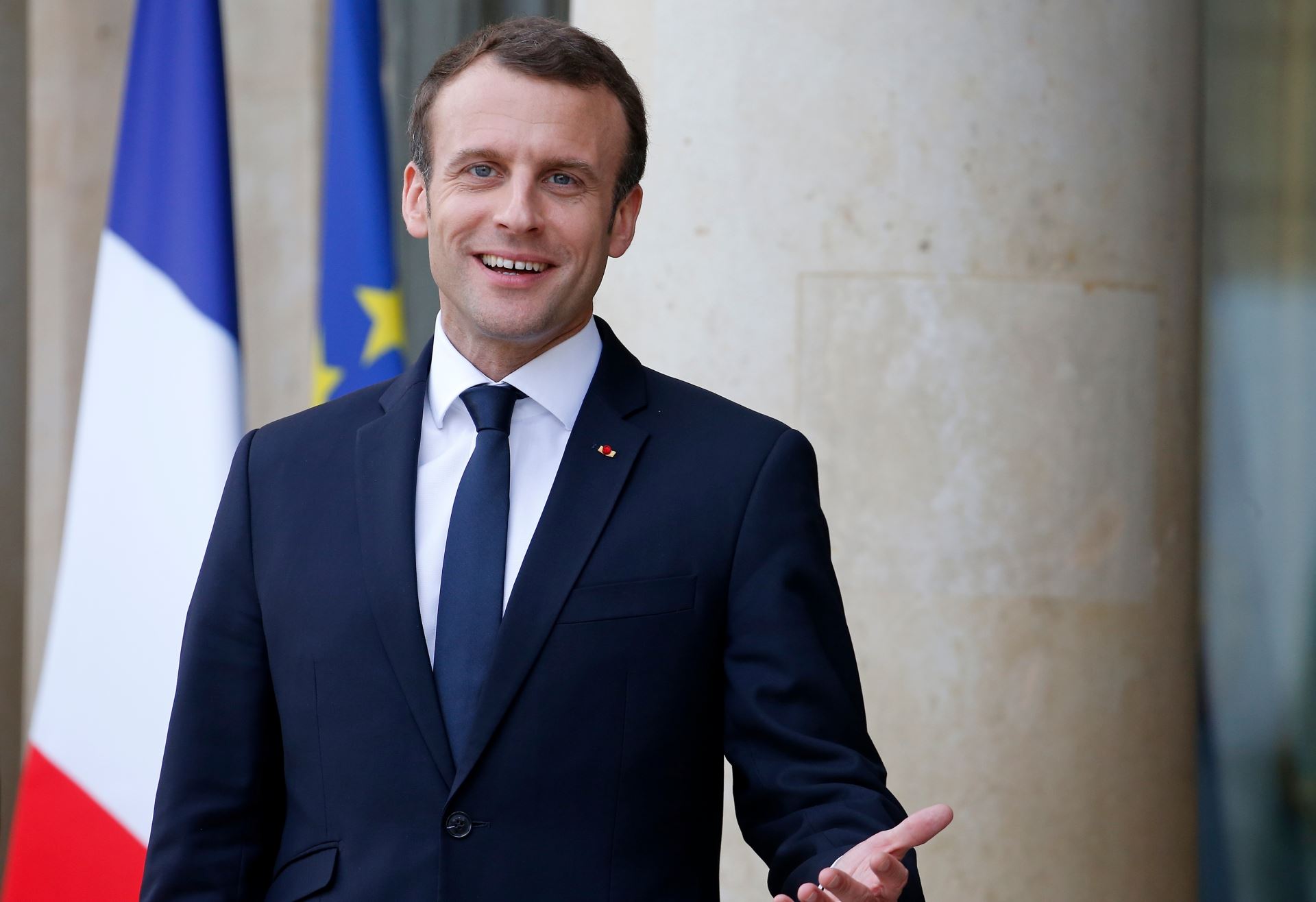Η αμφιλεγόμενη σταυροφορία του Emmanuel Macron