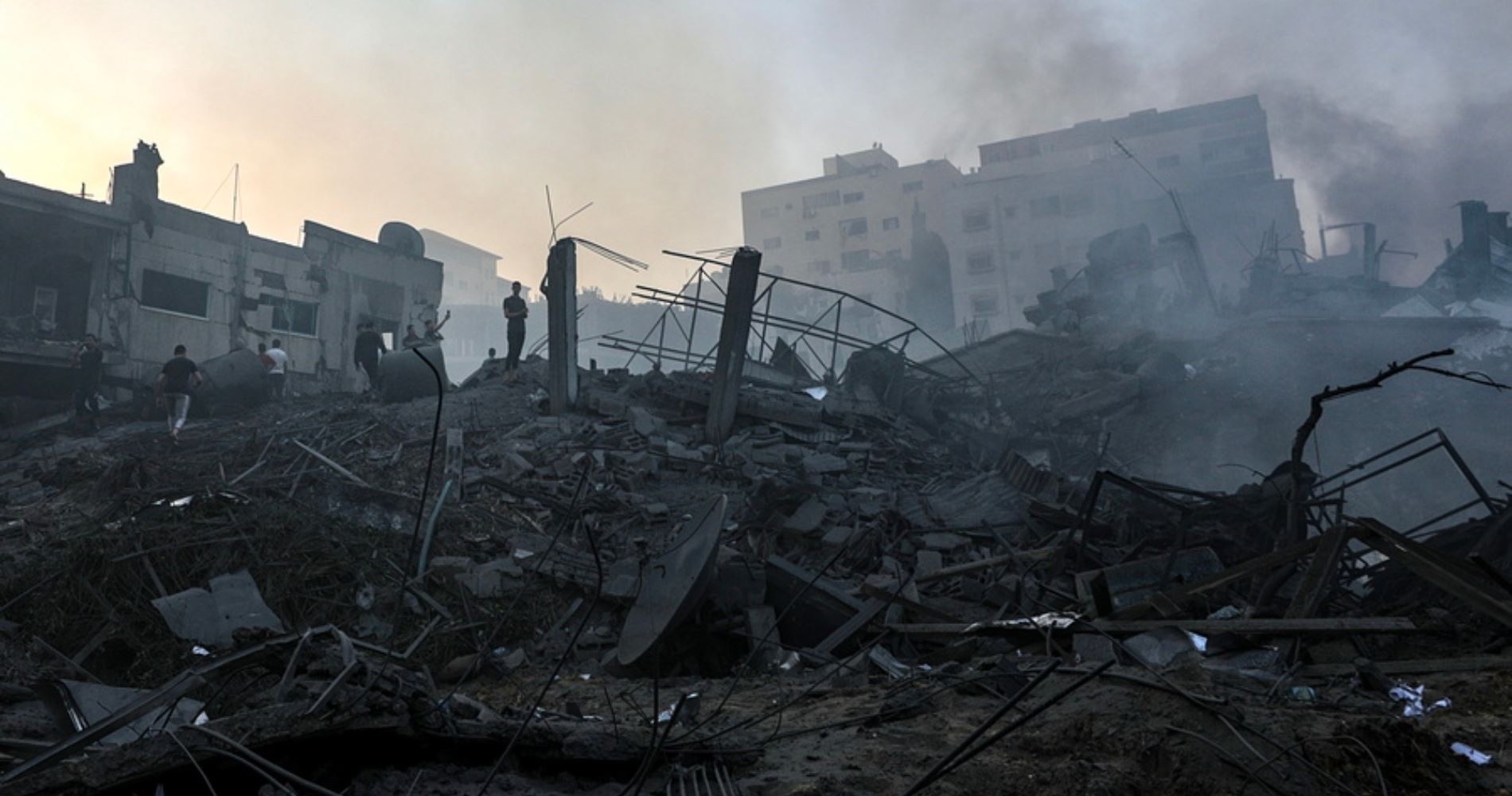 Χερσαίες δυνάμεις του Ισραήλ μπήκαν στη βόρεια Γάζα μέσα στη νύχτα