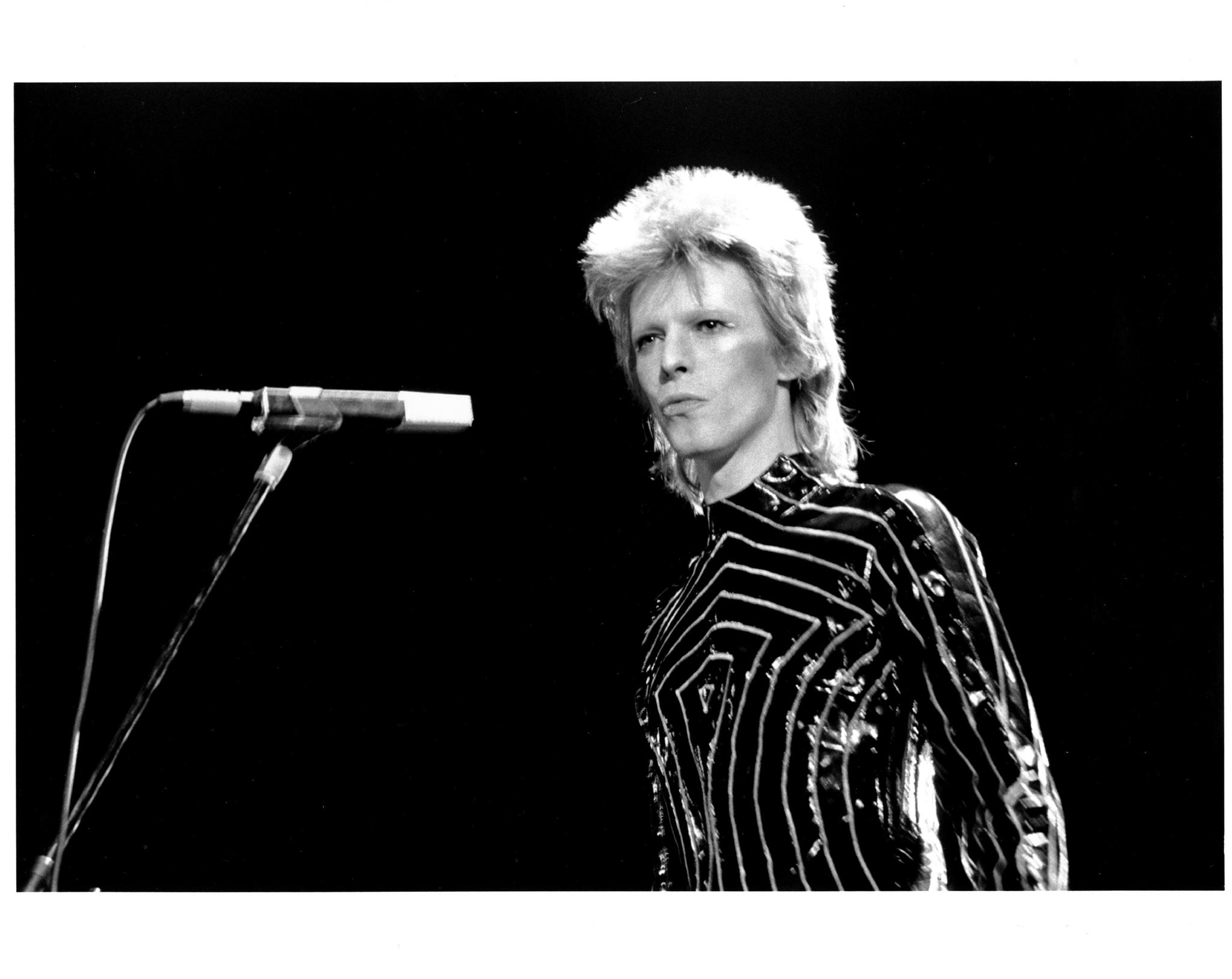 Ο μύθος του David Bowie μέσα από τον φακό 25 φωτογράφων