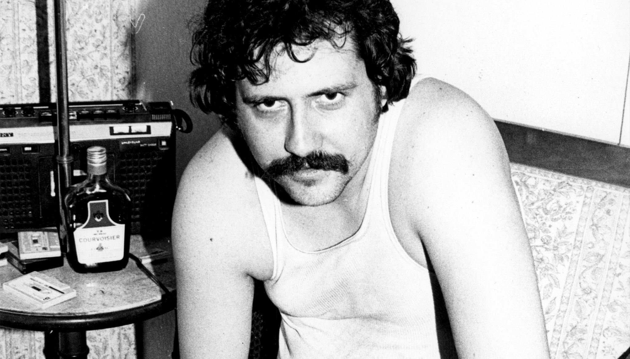 Lester Bangs: Ο πιο εμμονικός, σπουδαίος κι αυθεντικός κριτικός του rock n' roll