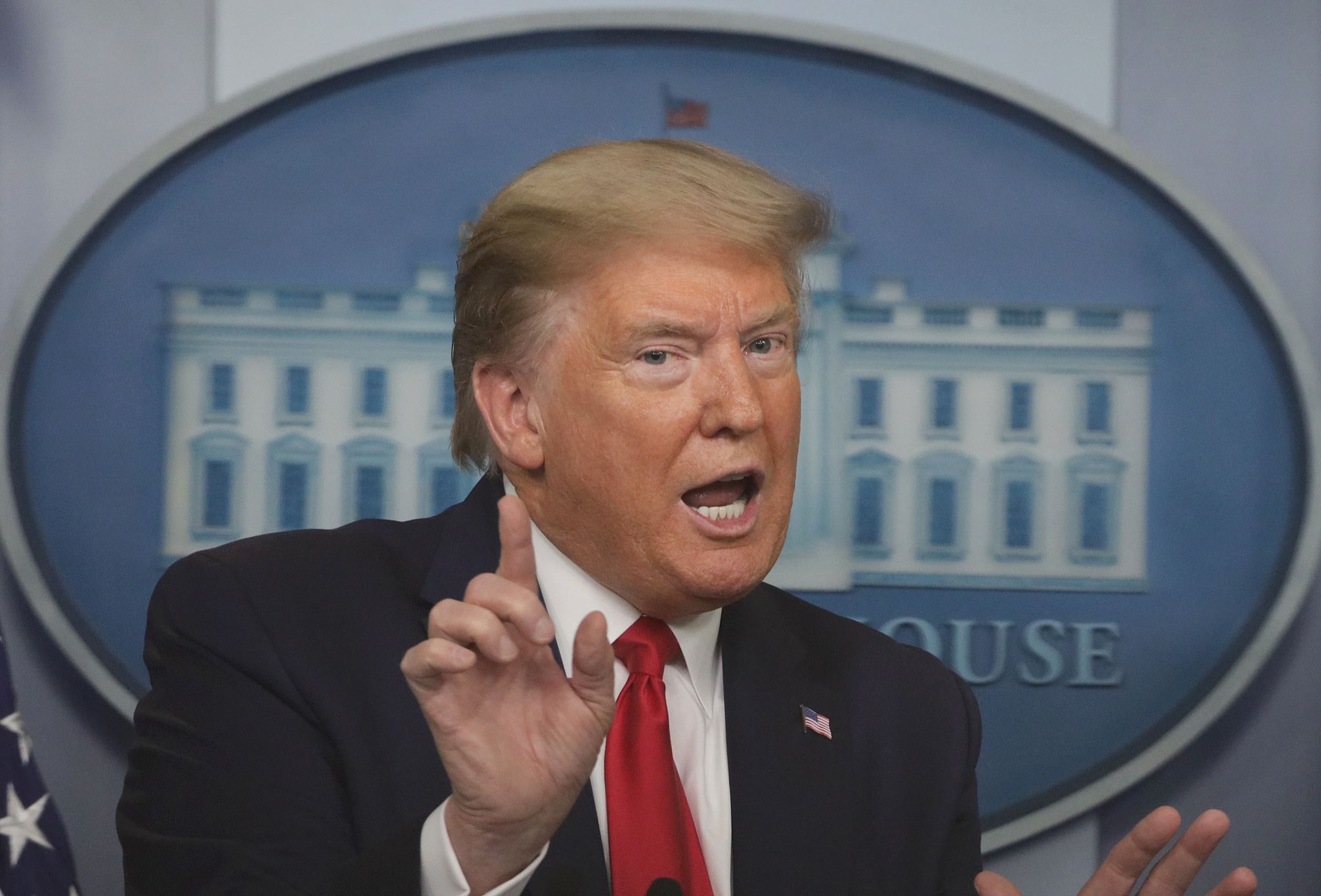 To Twitter μπλόκαρε τον λογαριασμό της καμπάνιας του Donald Trump για fake news