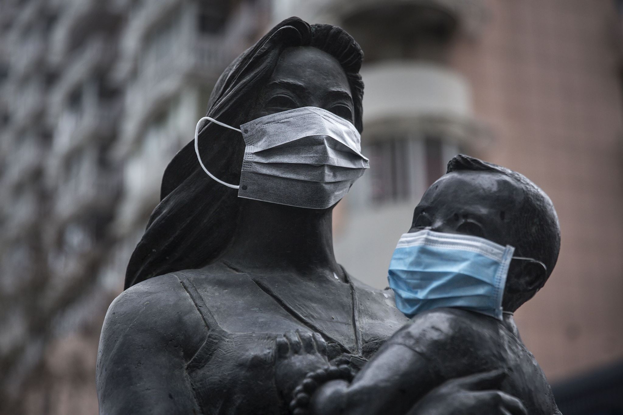 Με μάσκα την εποχή του κορονοϊού, οι φωτογραφίες