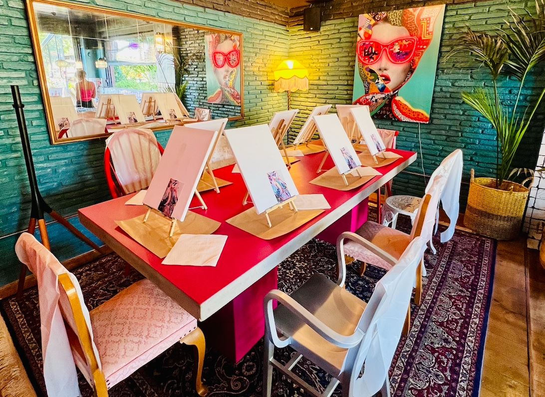 Tipsy Art Nights, για δημιουργικά και χαλαρά απογεύματα στη Ραφήνα