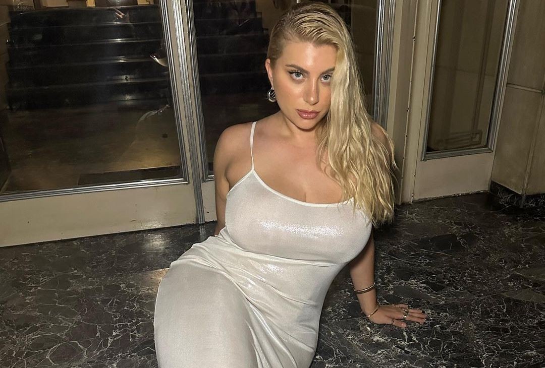 Ποια είναι η Αλεξία Κούβελα που δηλώνει 'επαγγελματίας χοντρή'