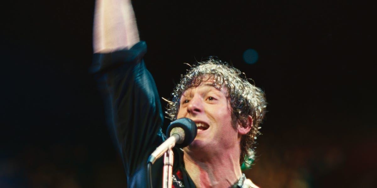 Τι λένε οι πρώτες κριτικές για τον Jeremy Allen White ως Bruce Springsteen