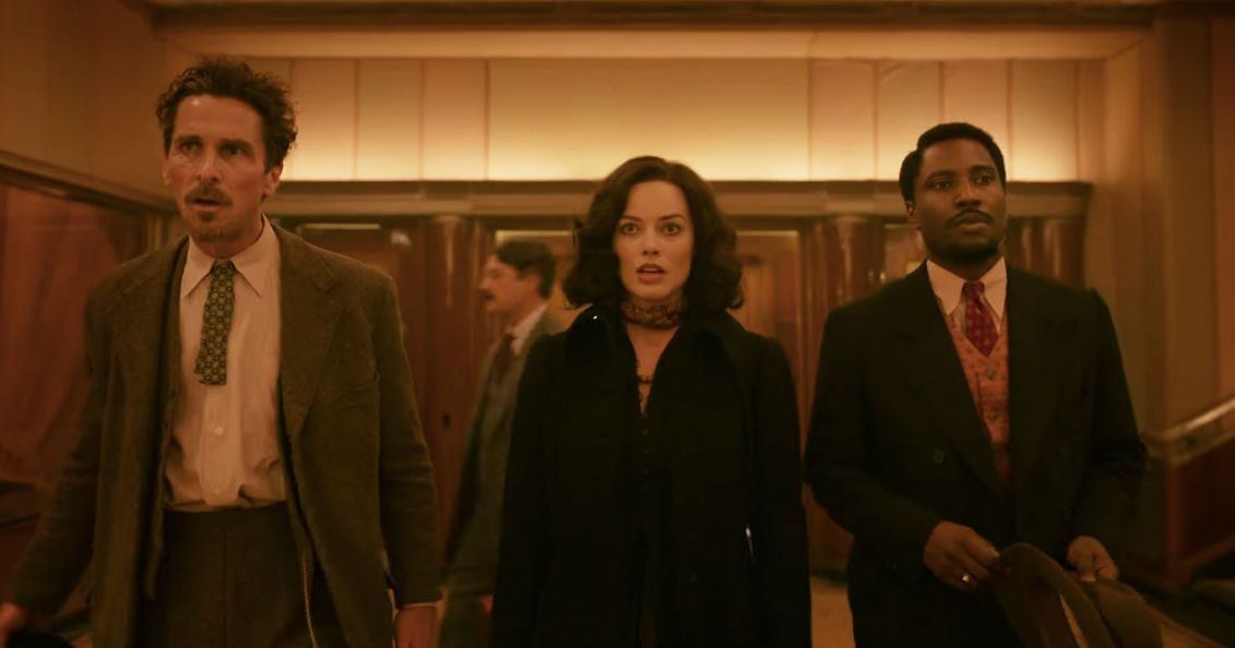 Στο trailer του Amsterdam παίζουν κυριολεκτικά όλοι - και είναι αγνώριστοι