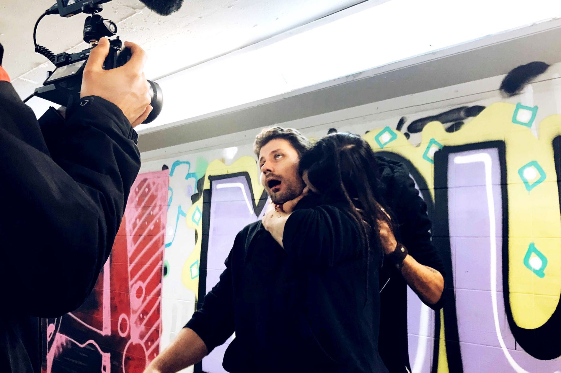 Athens Dark: Ζουν βαμπίρ στην Αθήνα;