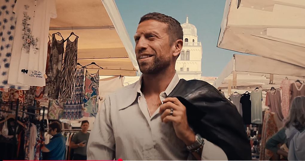 Αυτή είναι η πιο cool ανακοίνωση μεταγραφής που έχει γίνει ποτέ