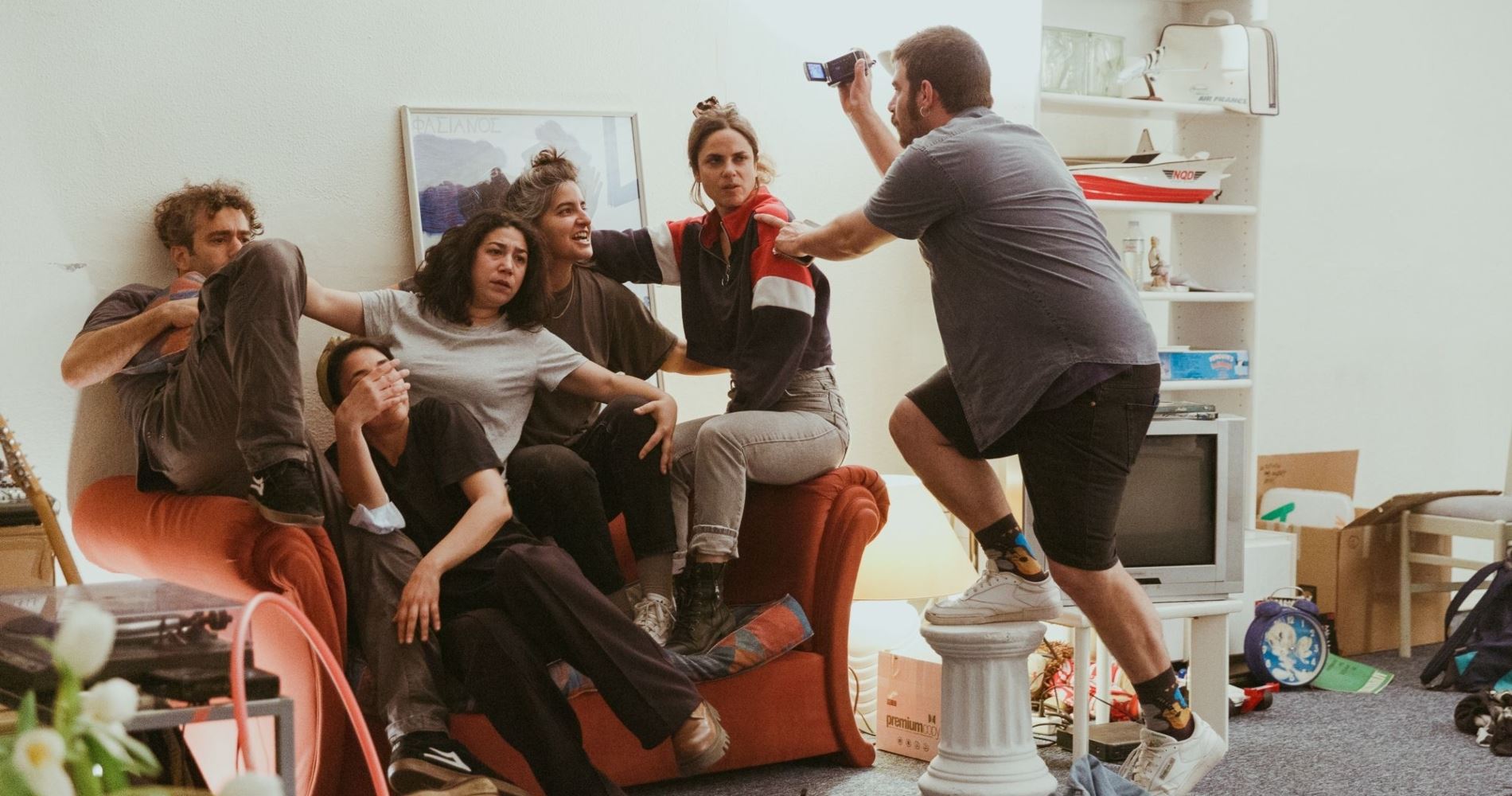 Nostalgia Generation, μία σύγχρονη κωμωδία για τoυς - τόσο νέους αλλά και τόσο vintage- millennials