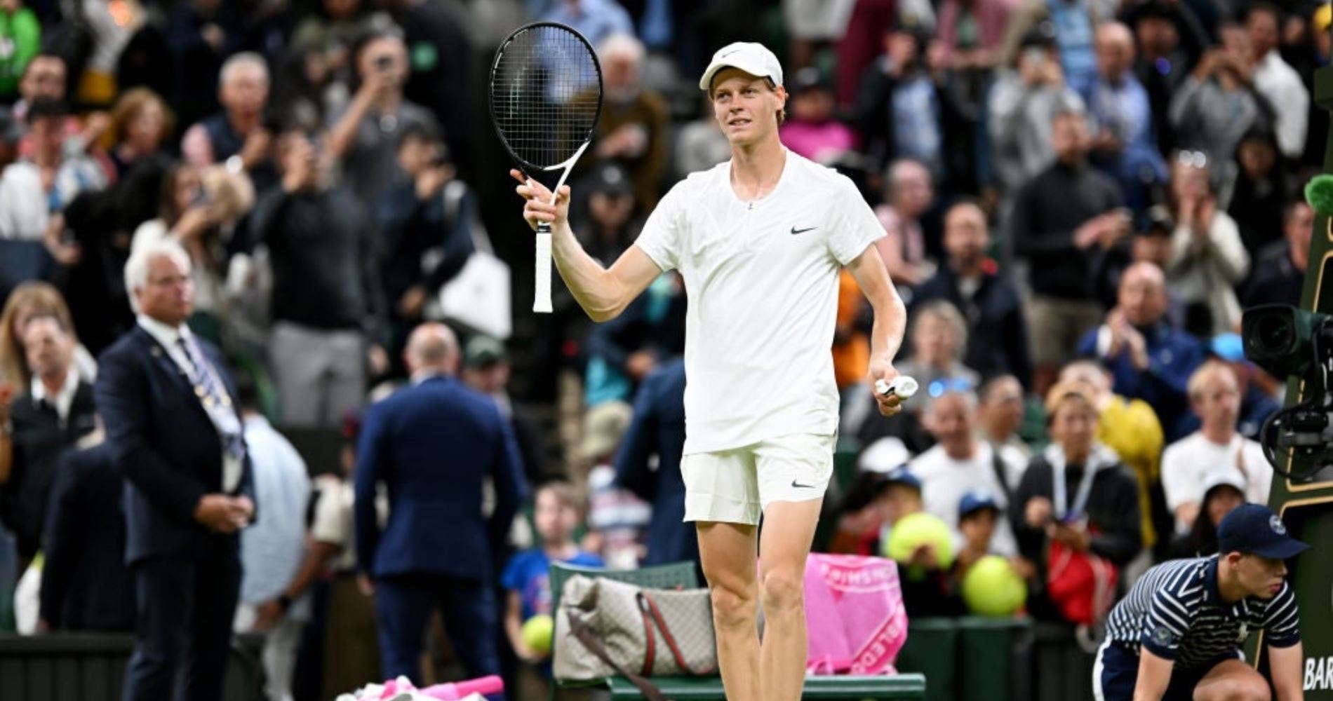 Η πραγματική πρωταγωνίστρια του Wimbledon είναι η τσάντα του Jannik Sinner