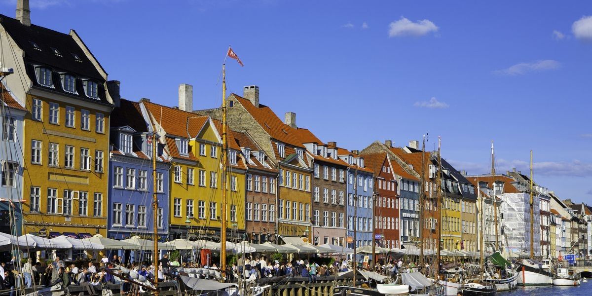 Οι 20 πιο ευτυχισμένες χώρες στον κόσμο, αν σκέφτεσαι να αλλάξεις τη ζωή σου το 2023