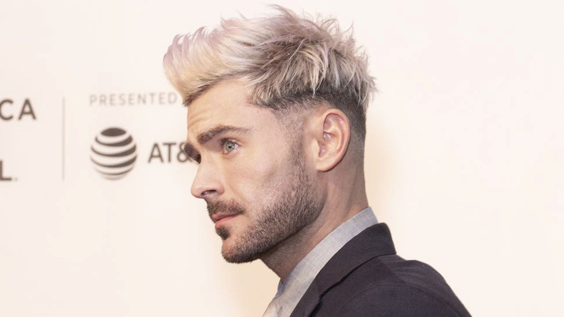 Ωδή στο quiff, το πιο κλασικό κούρεμα για μοντέρνους άντρες