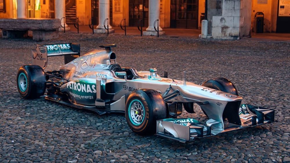 Πωλείται η πρώτη νικητήρια Mercedes του Lewis Hamilton στην Formula 1