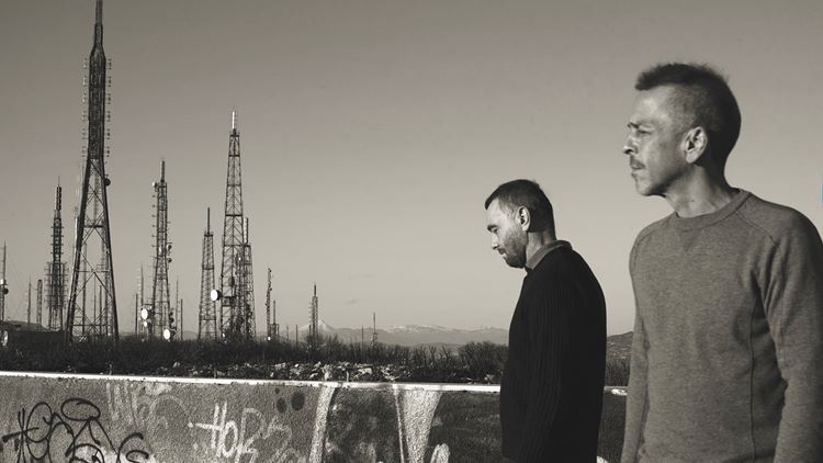 Ο Κωνσταντίνος Βήτα και ο Νίκος Πατρελάκης ζουν στη δική τους Neapoly