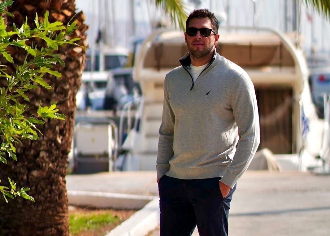 #SeasonFavorites| Η ζεστή μπλούζα που ταιριάζει με τα πάντα