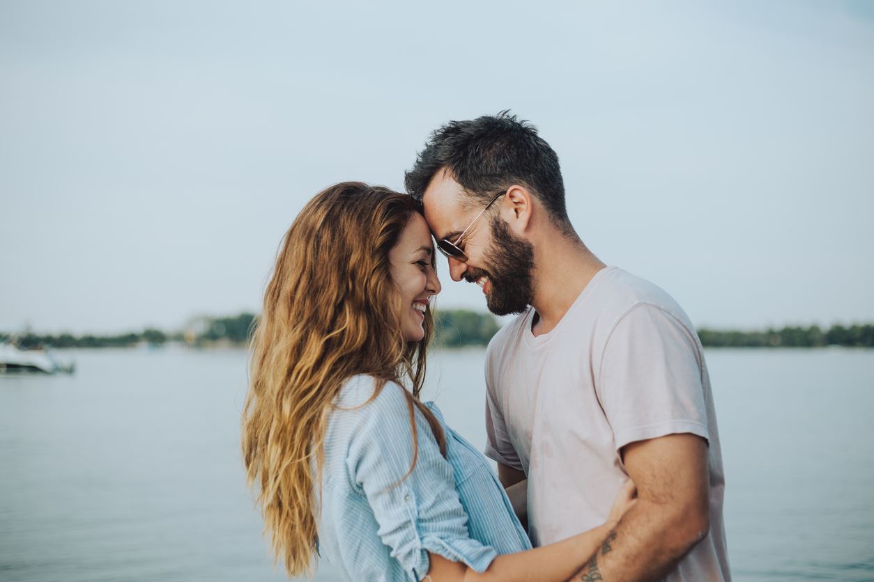 Το πείραμα των 36 ερωτήσεων που δημιουργεί ερωτευμένους