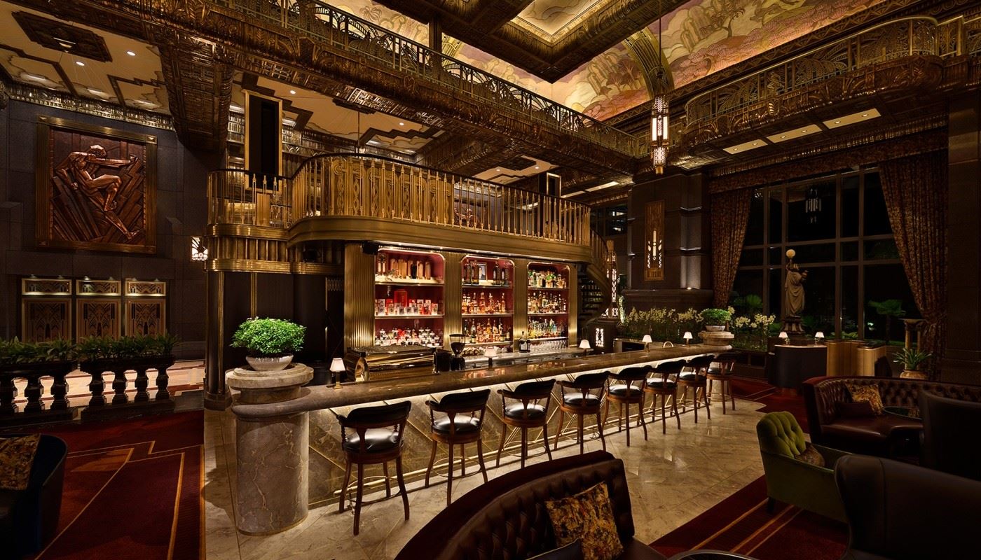 Για gin lovers: Αυτό το bar στη Σιγκαπούρη έχει πάνω από 1.000 ετικέτες gin