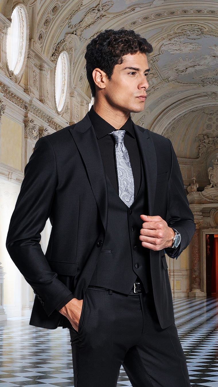 Αυτό το brand είναι συνώνυμο με το ποιοτικό και μοντέρνο αντρικό κοστούμι