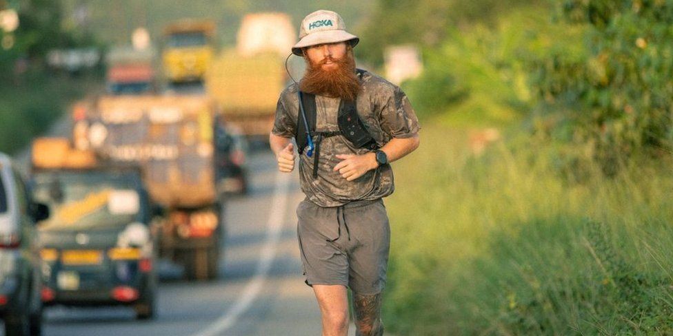 Russel Cook, ο 'θεότρελος' δρομέας που έκανε τον γύρο της Αφρικής