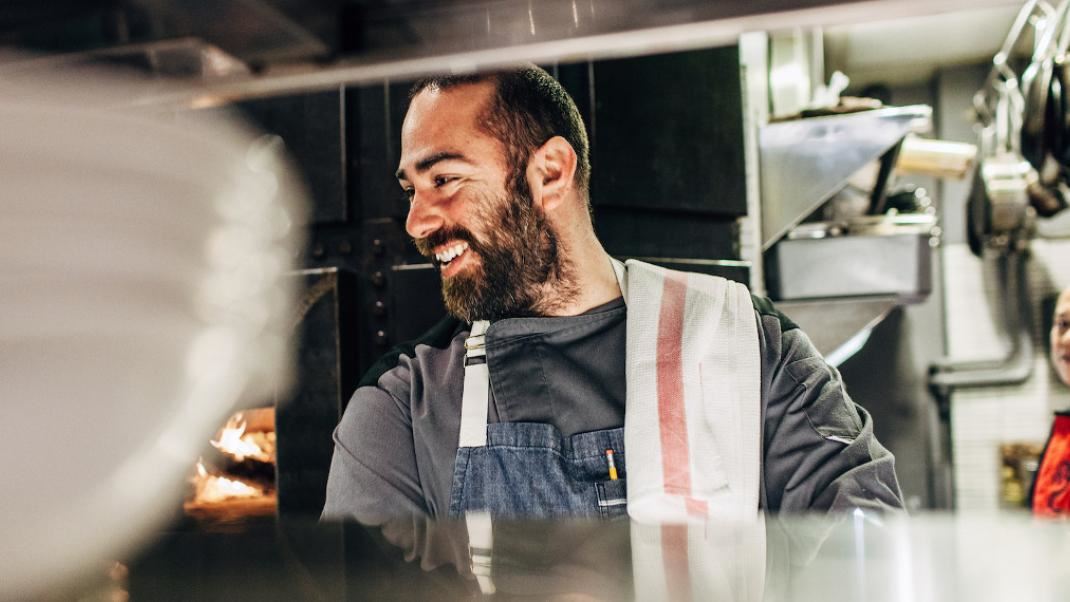 To μήνυμα του Άρη Βεζενέ για τα ελληνικά εστιατόρια