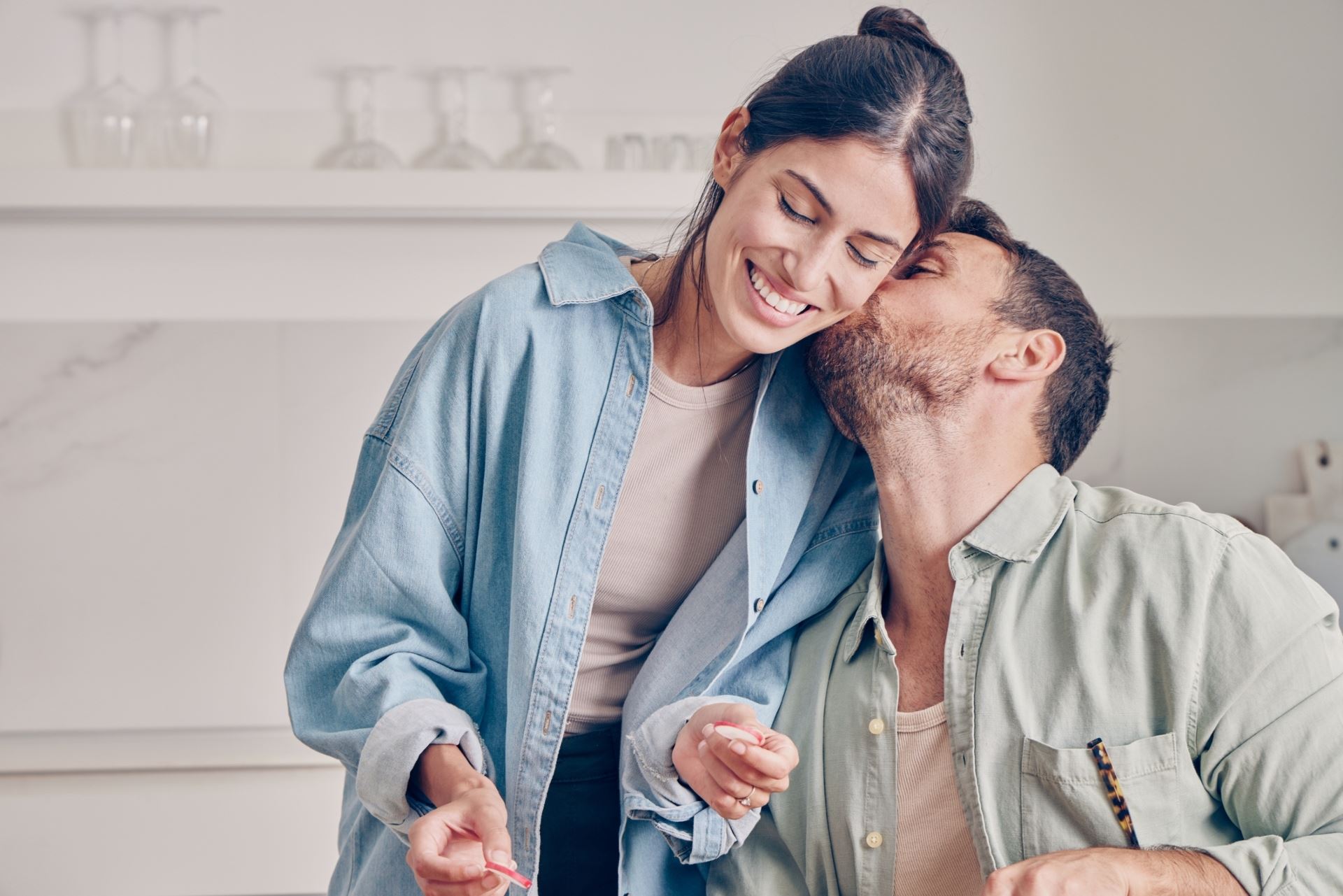 Γιατί πηγαίνεις από μια σχέση σε μια άλλη κατευθείαν