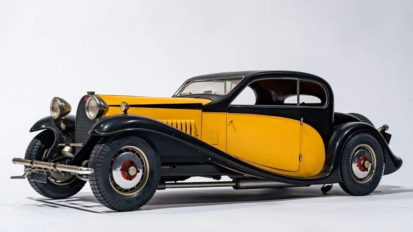 Η κλασική Bugatti Type 50 κοστίζει 1.400 ευρώ