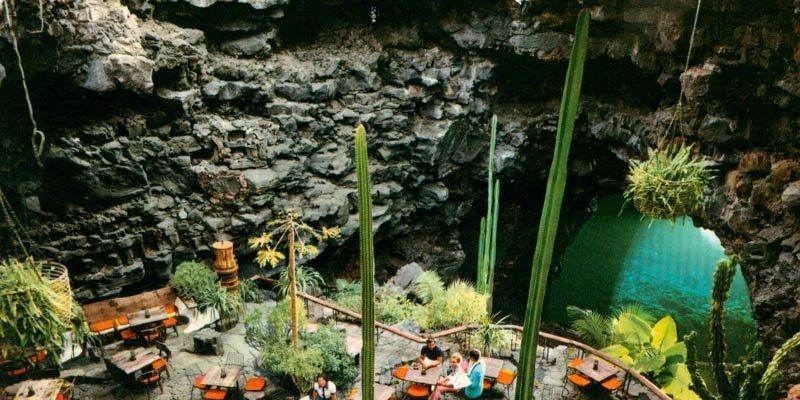 Το πιο ιδιαίτερο εστιατόριο στον κόσμο βρίσκεται μέσα σε μία σπηλιά στα Κανάρια Νησιά