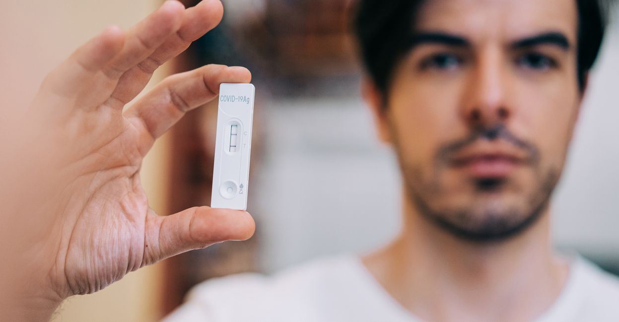 Κι αν υπάρχουν κάποιοι που δε θα κολλήσουν ποτέ κορονοϊό;