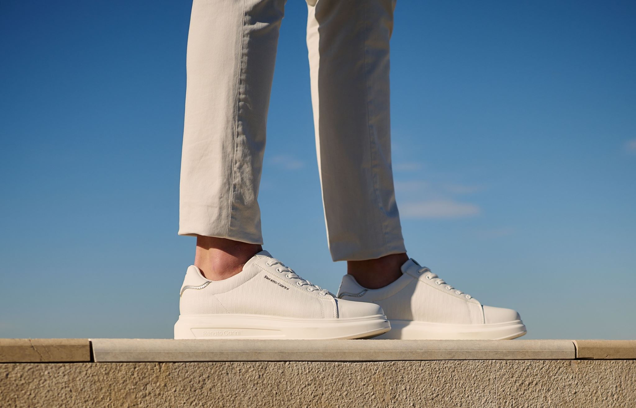 Τα 'must' παπούτσια για τον σύγχρονο άνδρα από την Tsakiris Mallas