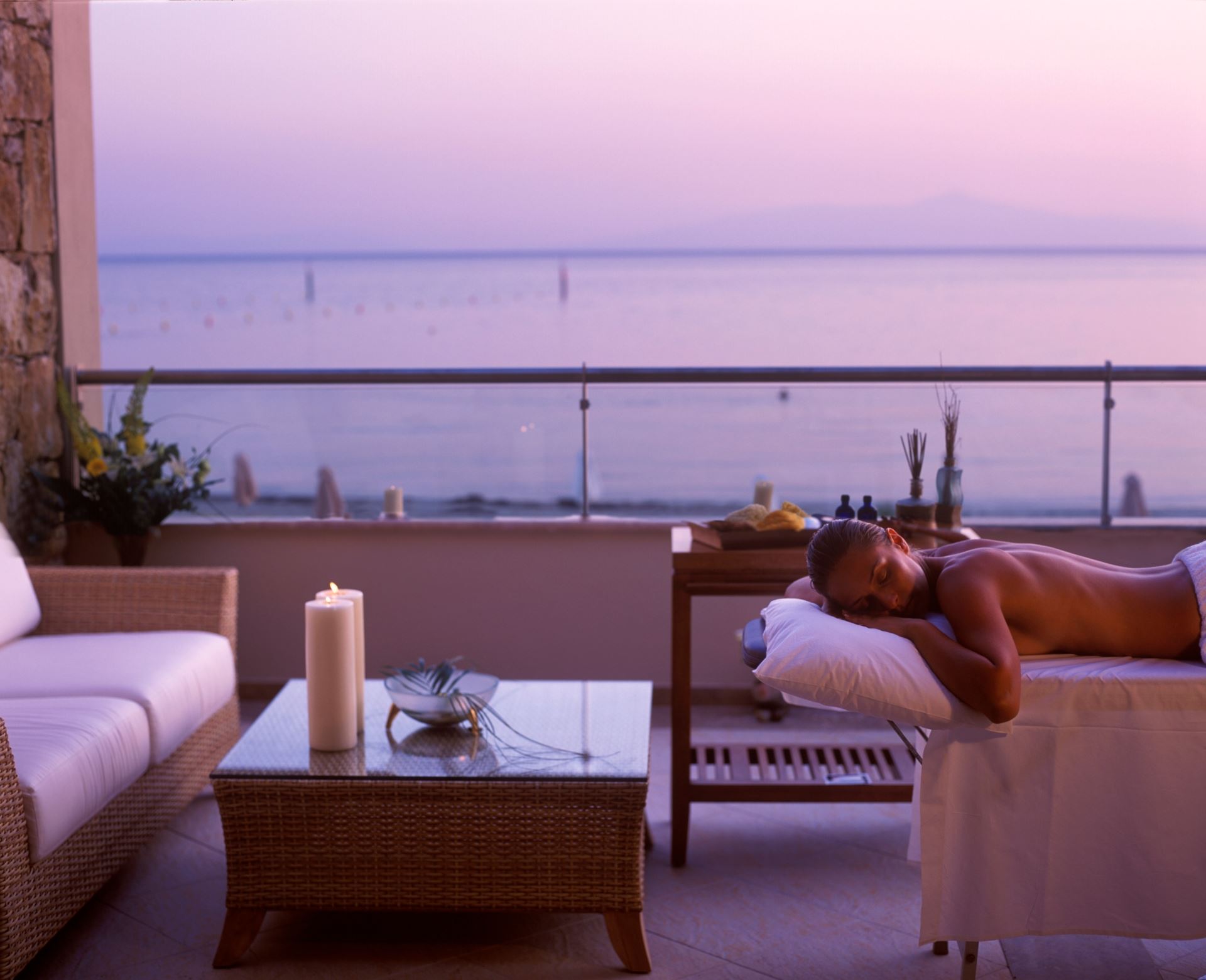 Τα ξενοδοχεία που δεν κλείνουν λόγω κορονοϊού